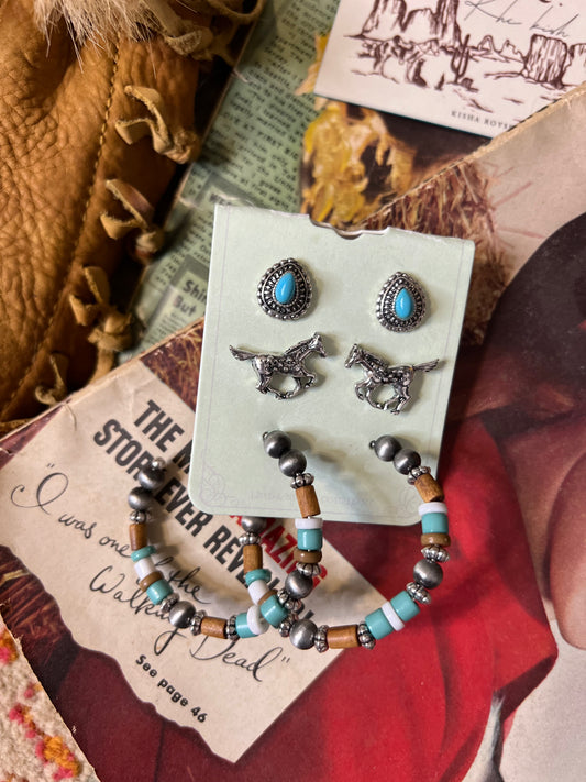 Smokey Horse Western Earring