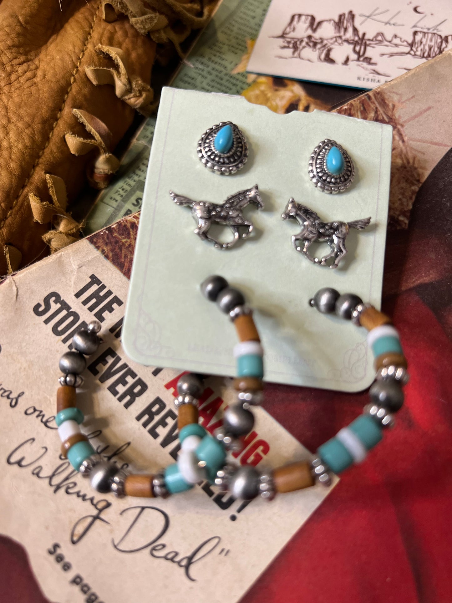 Smokey Horse Western Earring